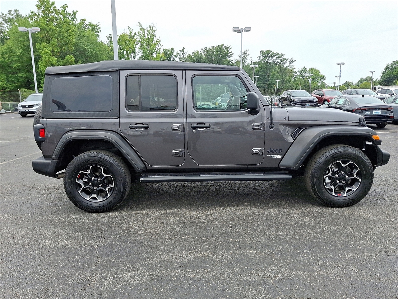 Jeep Wrangler Unlimited Sport 2021