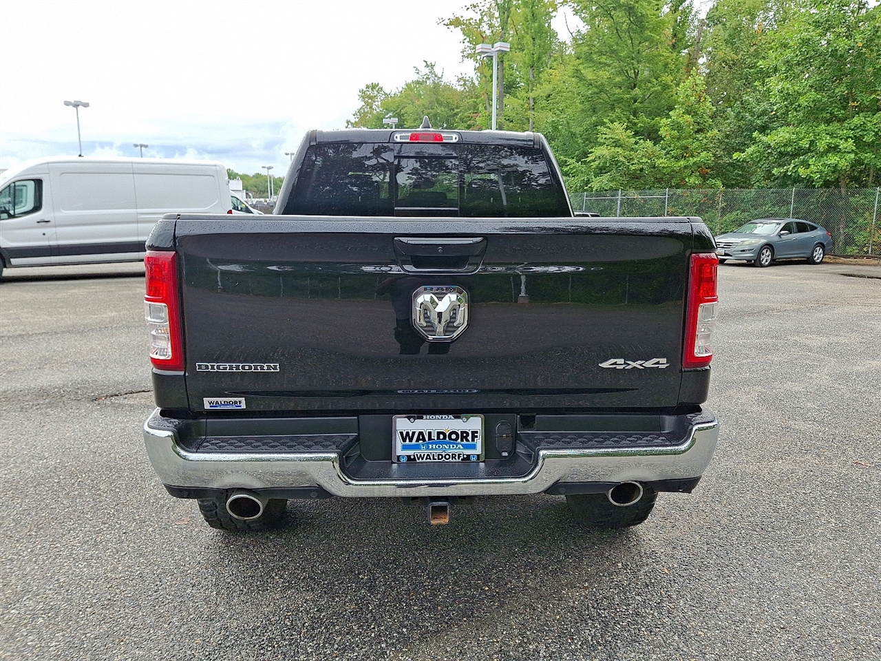 RAM 1500 Big Horn Crew Cab SWB 4WD 2021