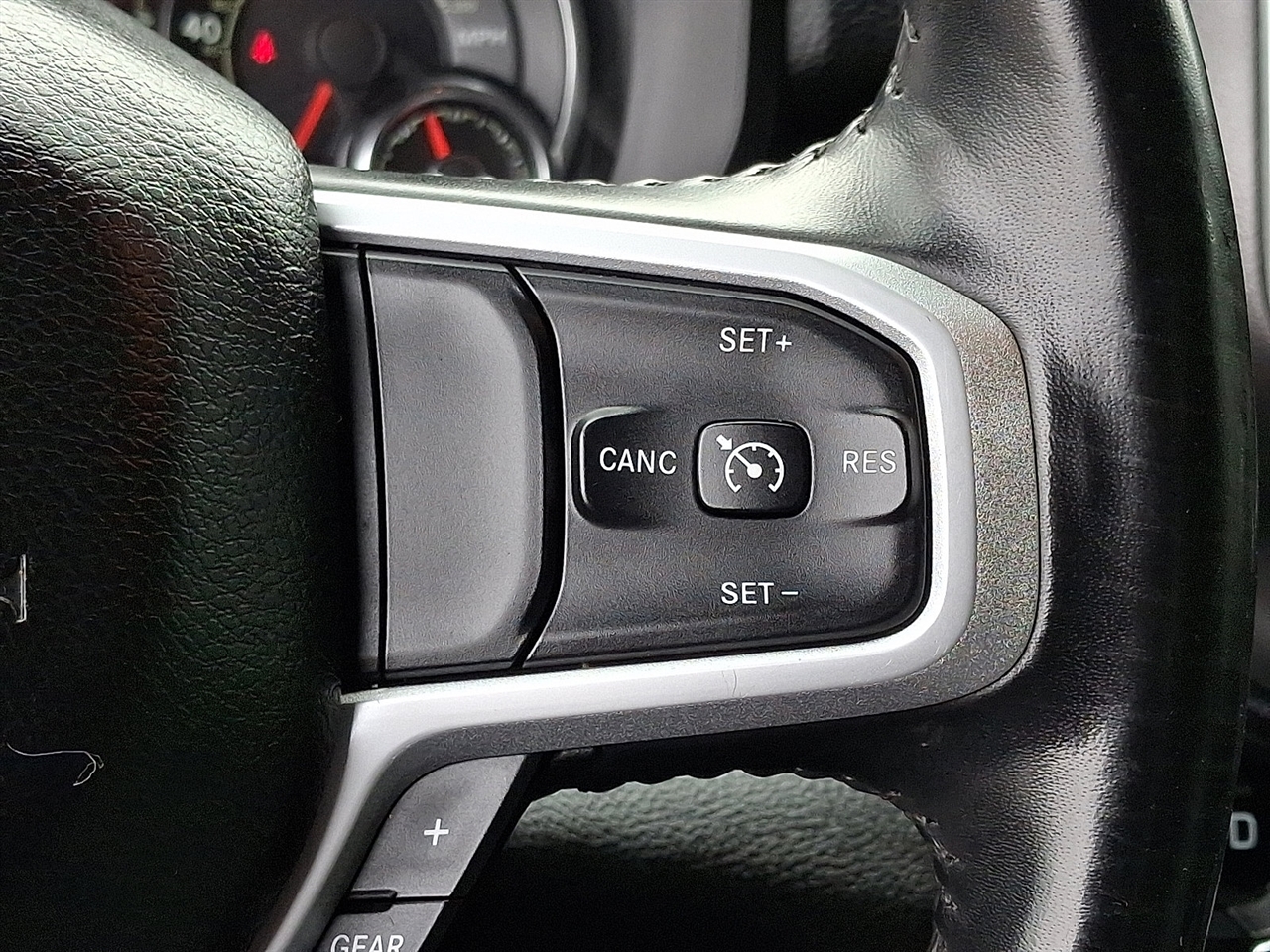 RAM 1500 Big Horn Crew Cab SWB 4WD 2021