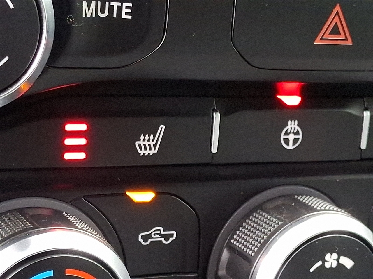 RAM 1500 Big Horn Crew Cab SWB 4WD 2021