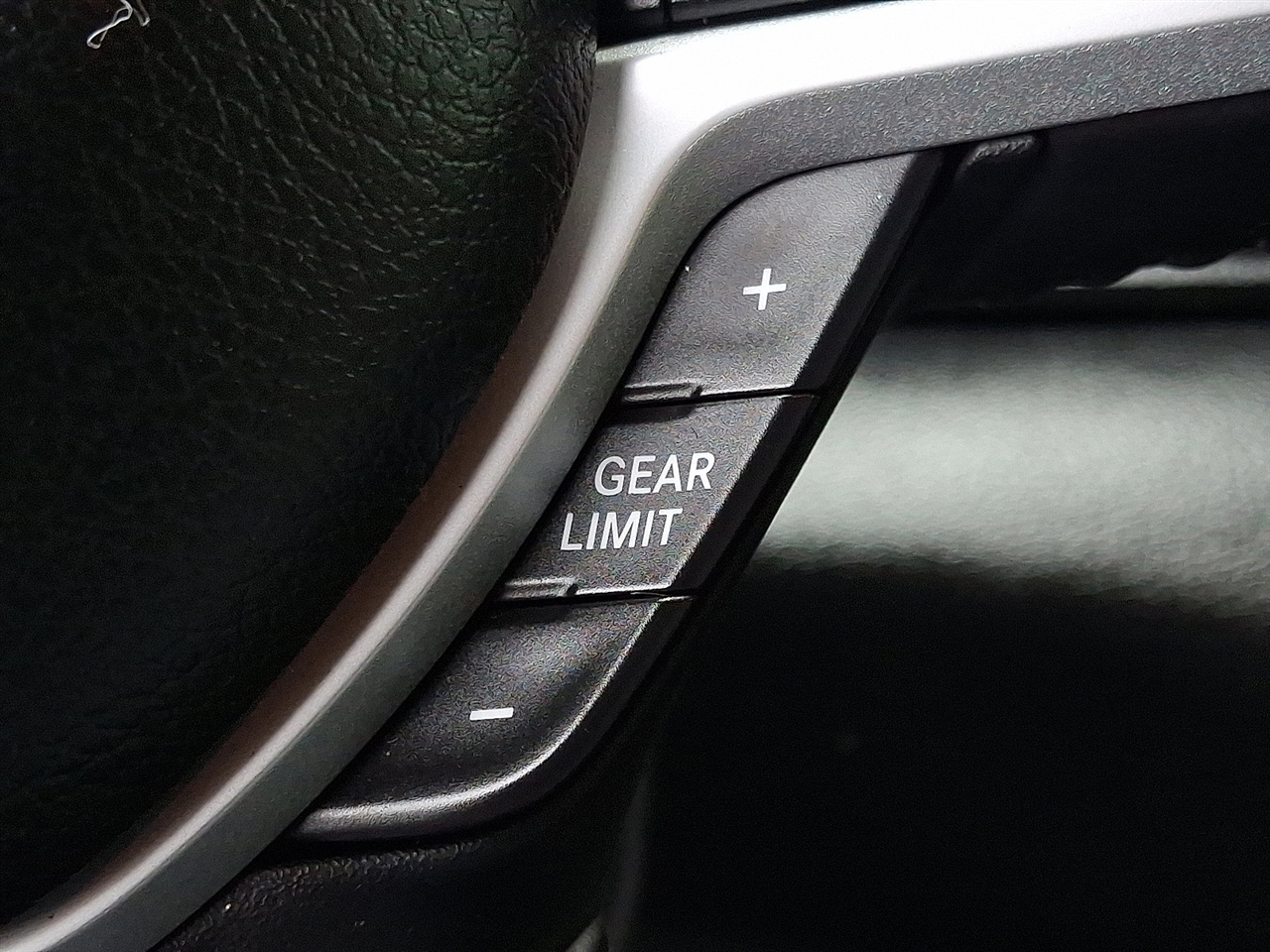 RAM 1500 Big Horn Crew Cab SWB 4WD 2021