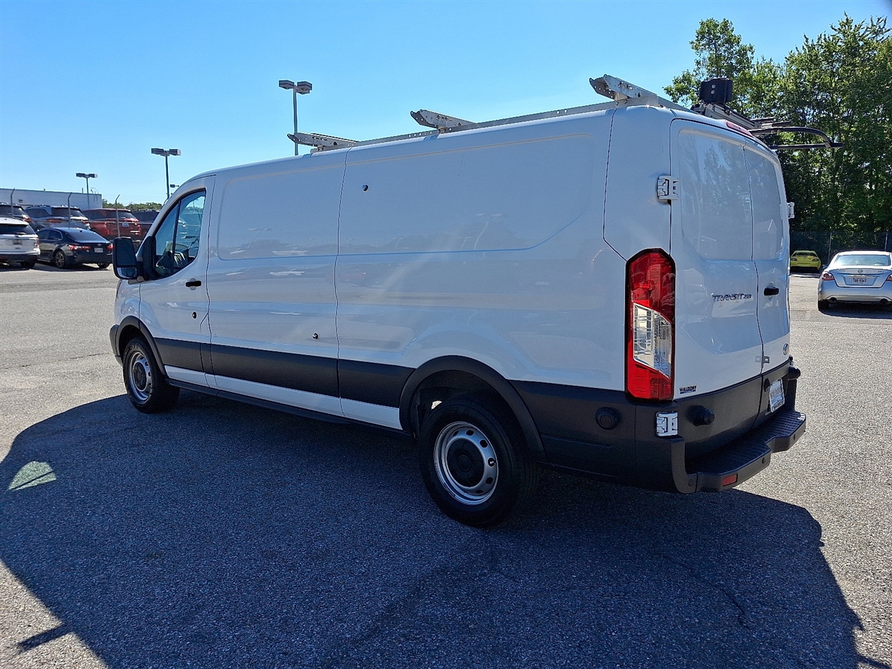 Ford Transit 250 Van Low Roof w/Sliding Pass. 148-in. WB 2017