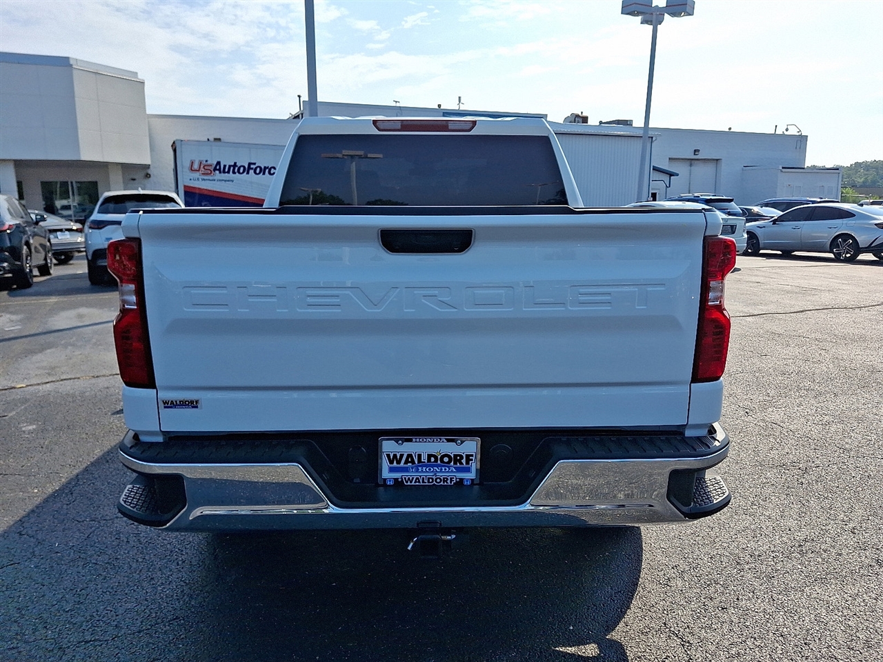 Chevrolet Silverado 1500 LT-L Crew Cab 4WD 2025