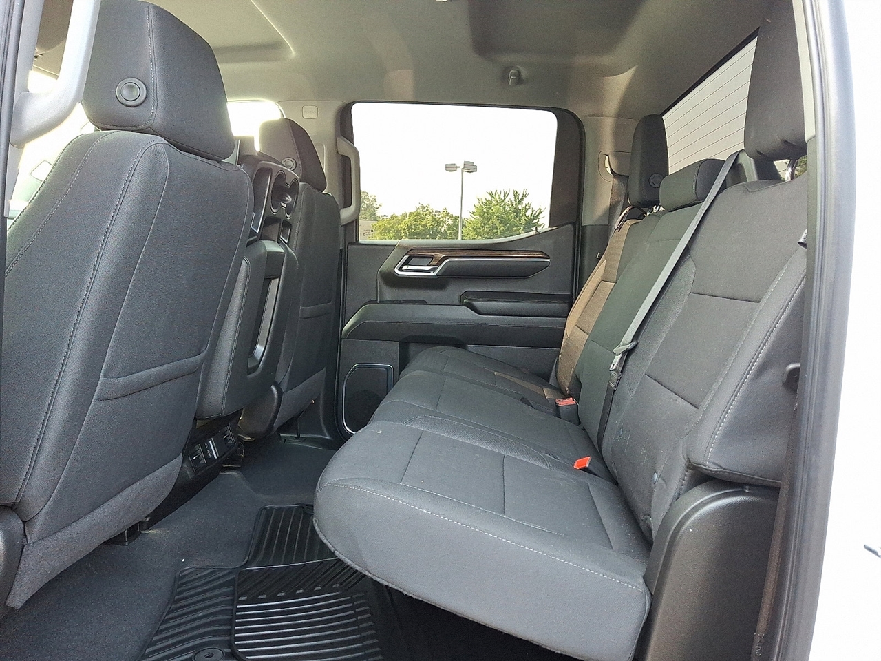 Chevrolet Silverado 1500 LT-L Crew Cab 4WD 2025