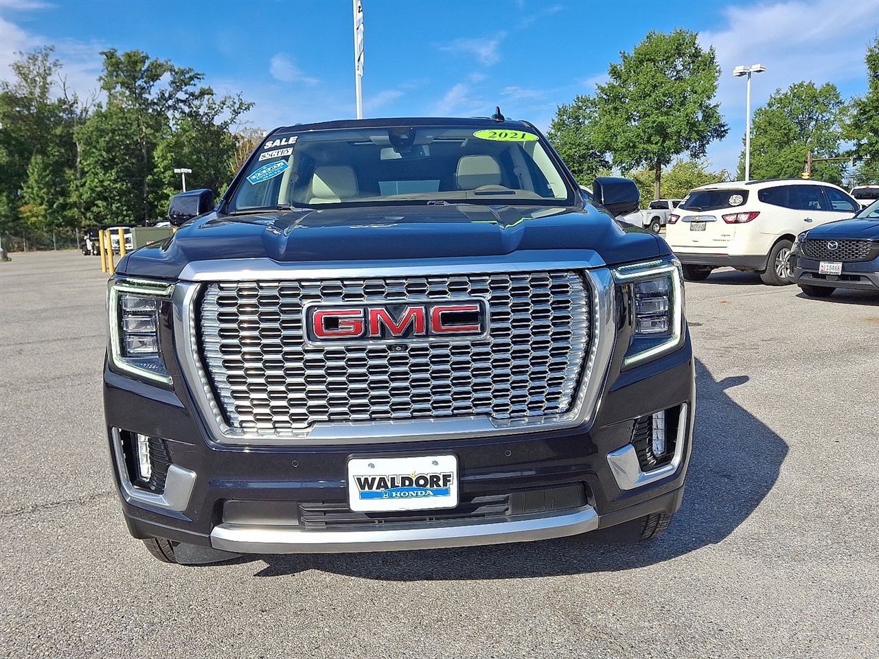GMC Yukon XL Denali 4WD 2021