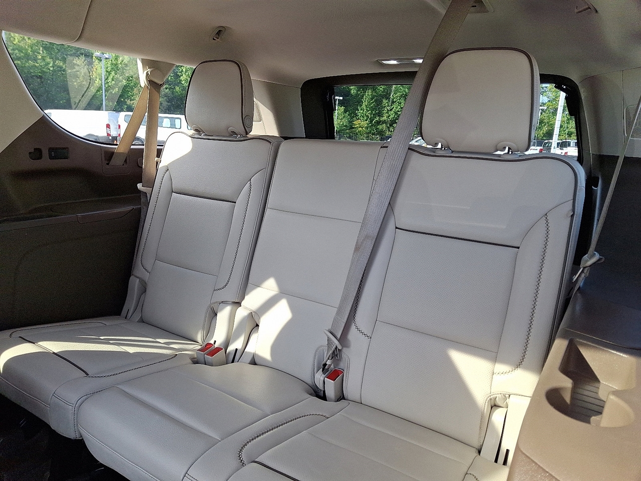 GMC Yukon XL Denali 4WD 2021