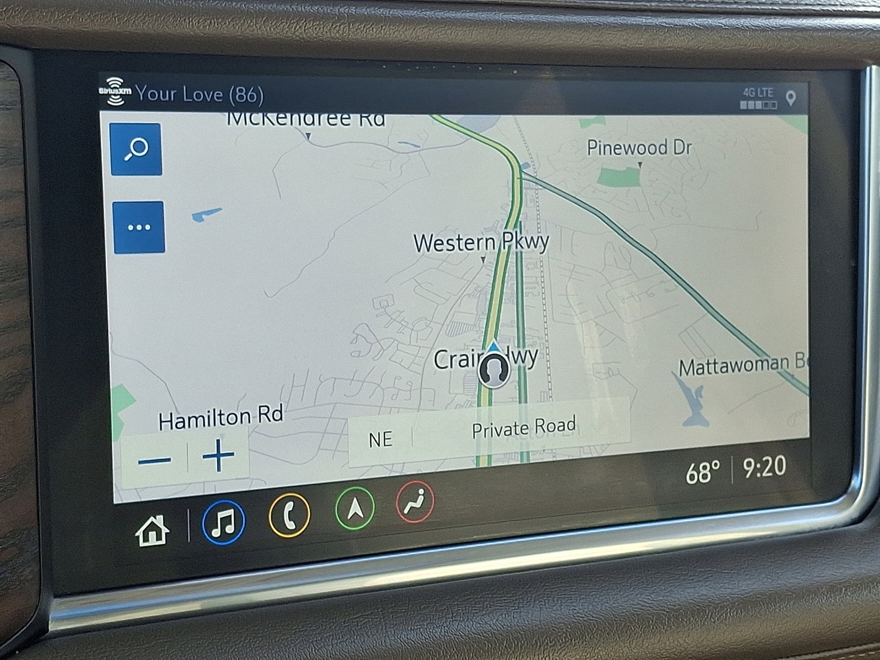 GMC Yukon XL Denali 4WD 2021