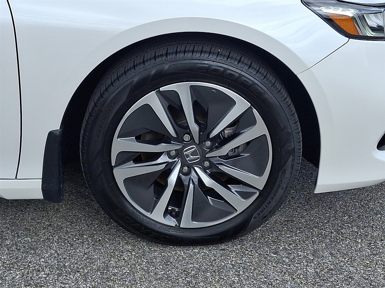 Honda Accord Hybrid EX-L 2022