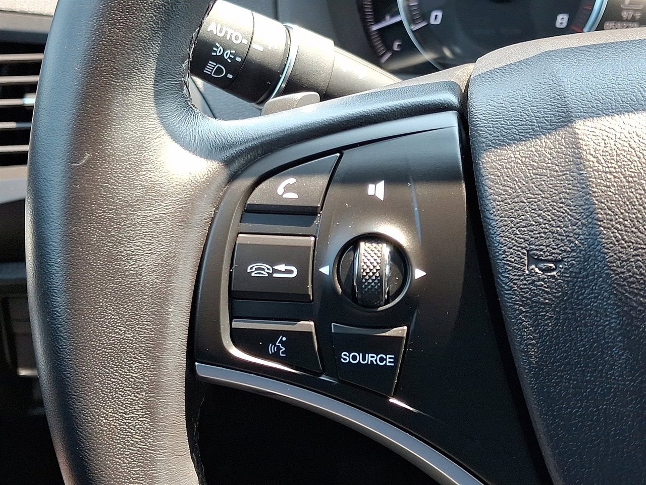 Acura MDX SH-AWD 9-Spd AT 2020