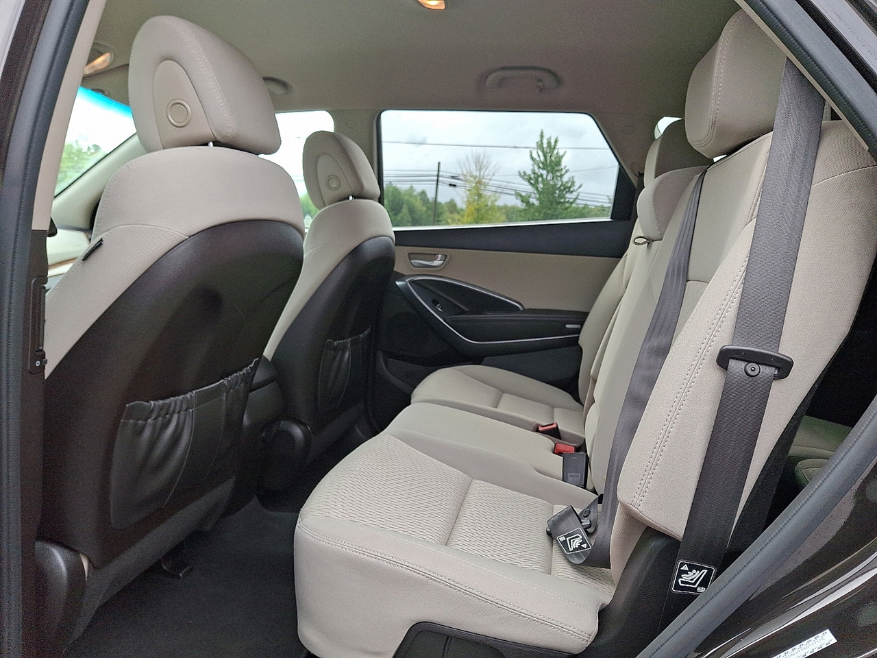 Hyundai Santa Fe SE FWD 2016