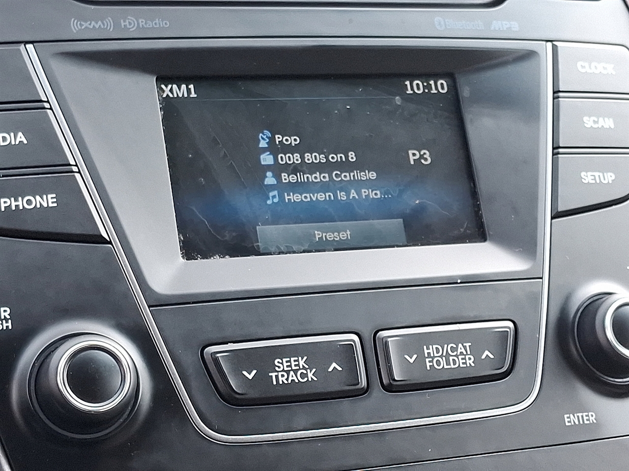 Hyundai Santa Fe SE FWD 2016