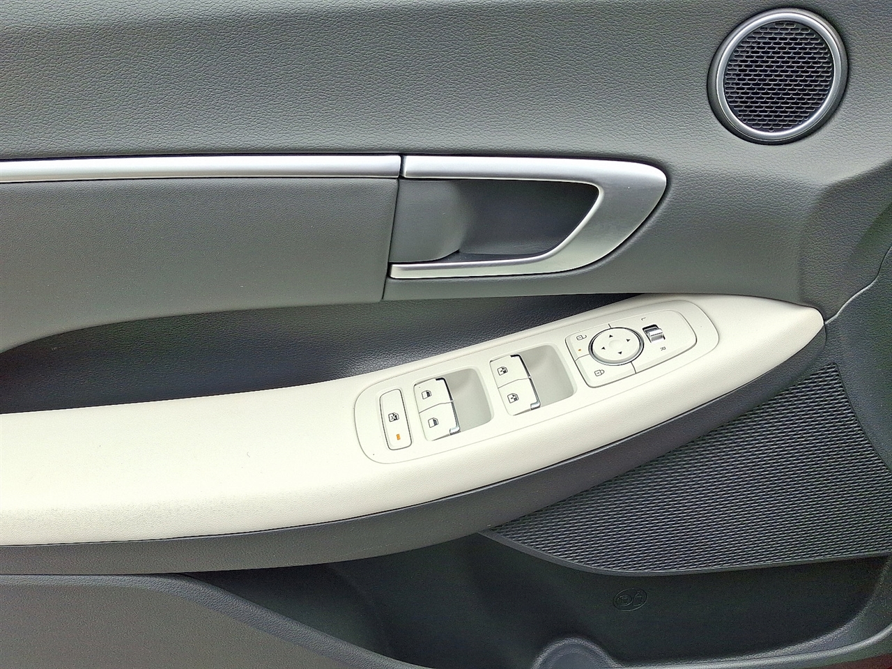 Hyundai Sonata SEL 2025