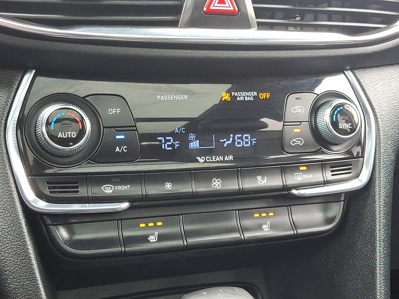 Hyundai Santa Fe SEL 2.0T w/Convenience and Premium Packages 2020