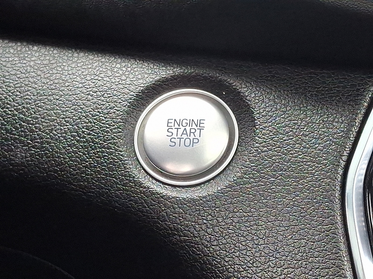 Hyundai Santa Fe SEL 2.0T w/Convenience and Premium Packages 2020