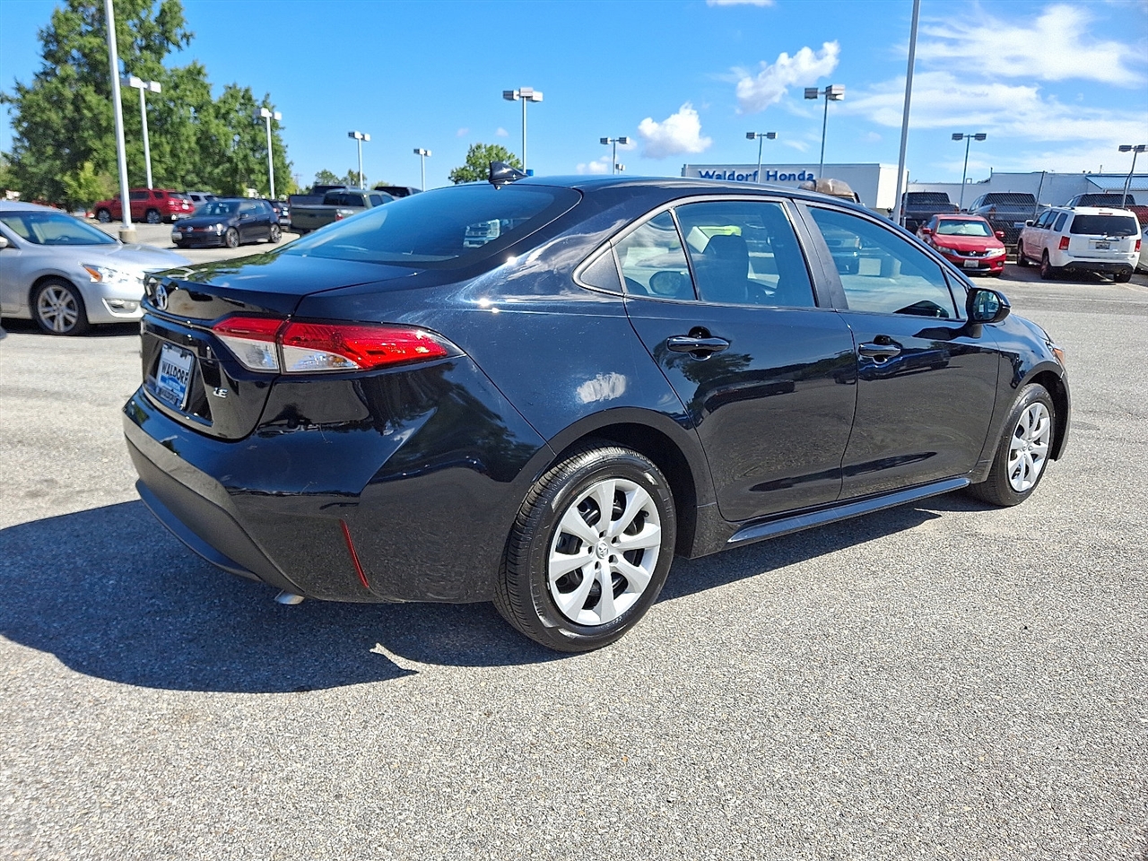 Toyota Corolla LE 2024