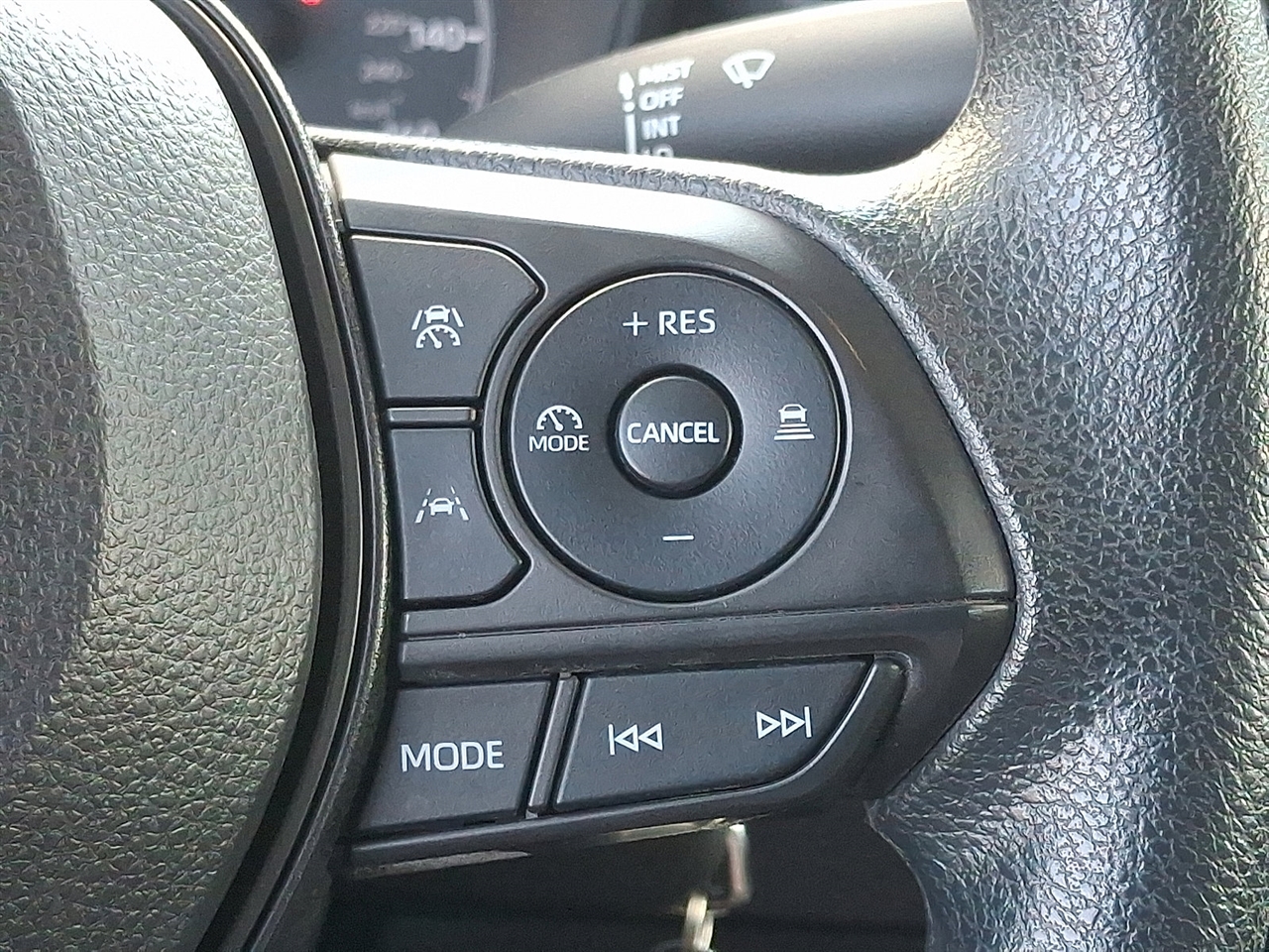 Toyota Corolla LE 2024