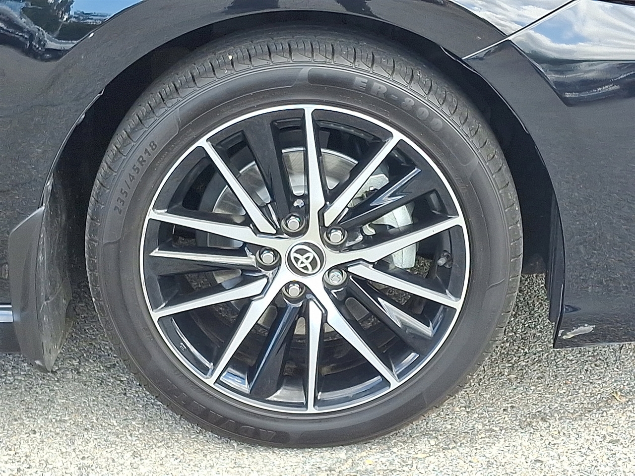 Toyota Camry SE 2024