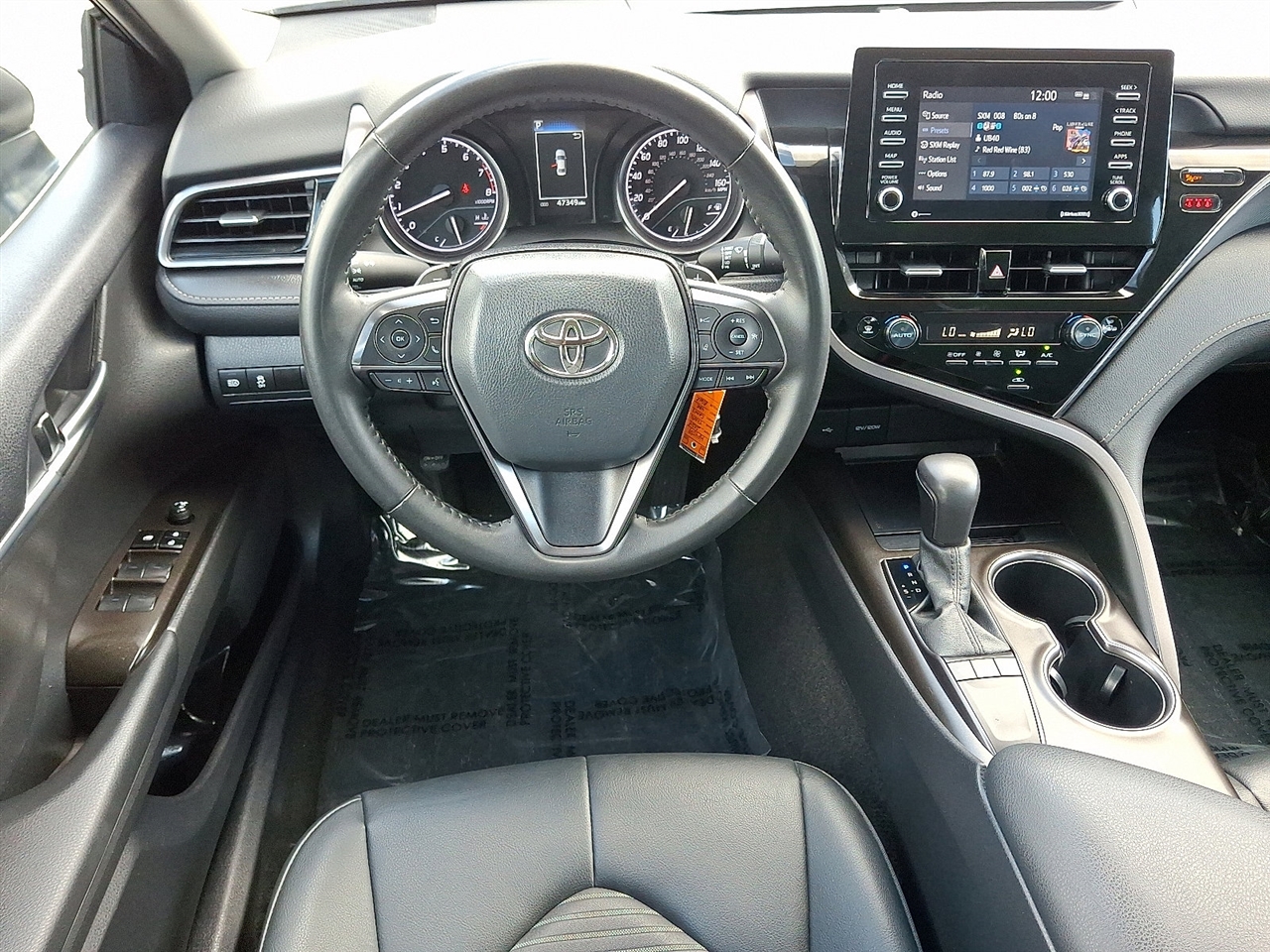 Toyota Camry SE 2024