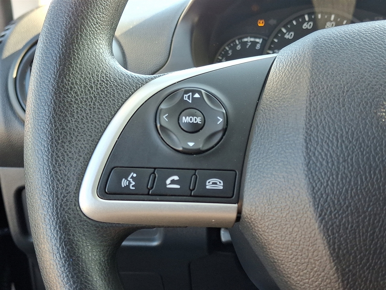 Mitsubishi Mirage ES 5M 2024