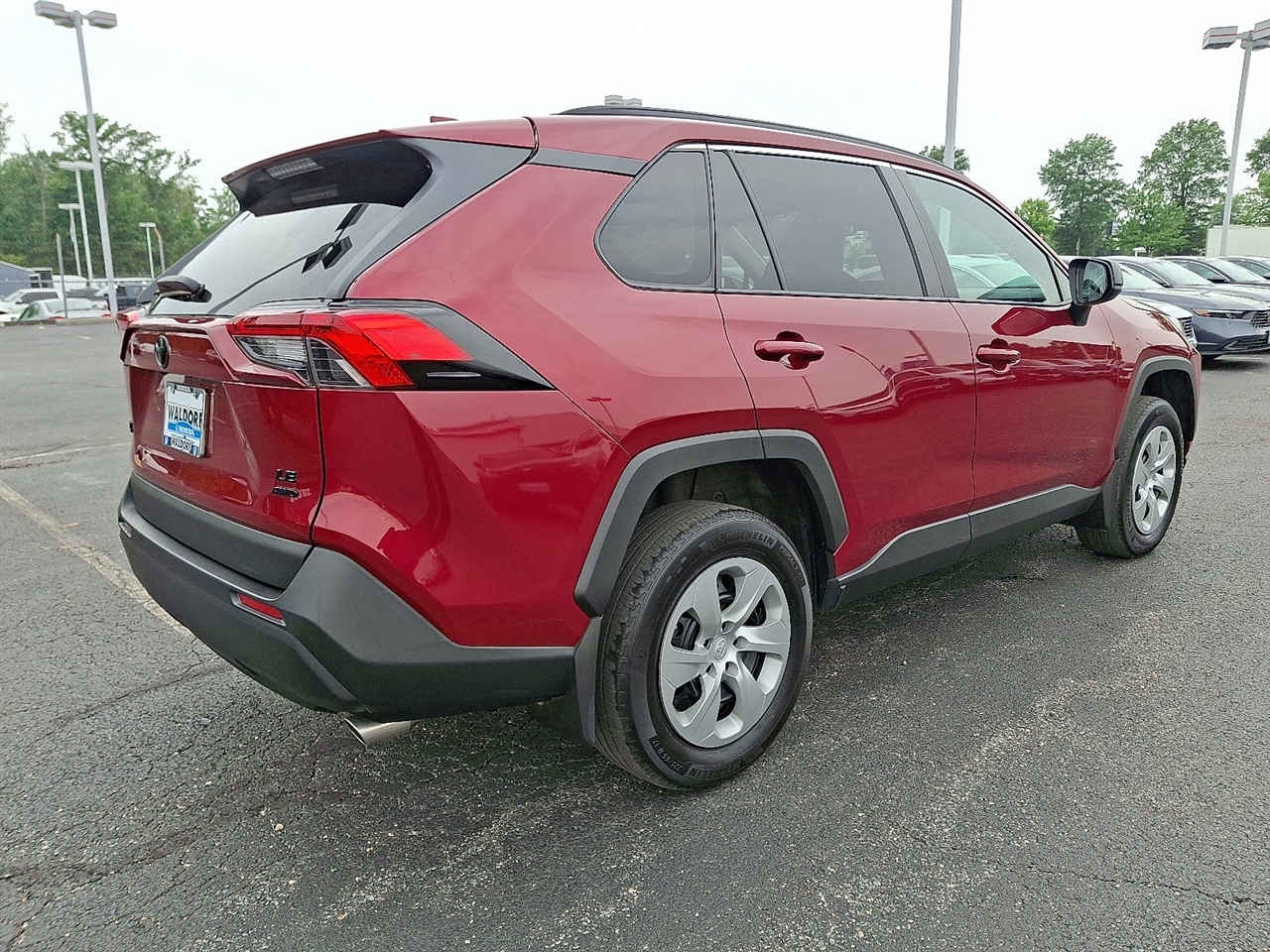 Toyota RAV4 LE AWD 2021