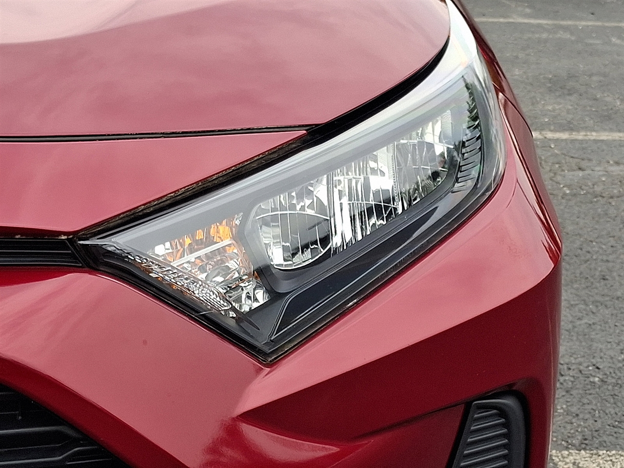 Toyota RAV4 LE AWD 2021