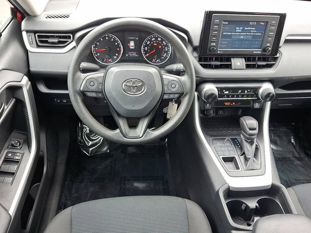 Toyota RAV4 LE AWD 2021