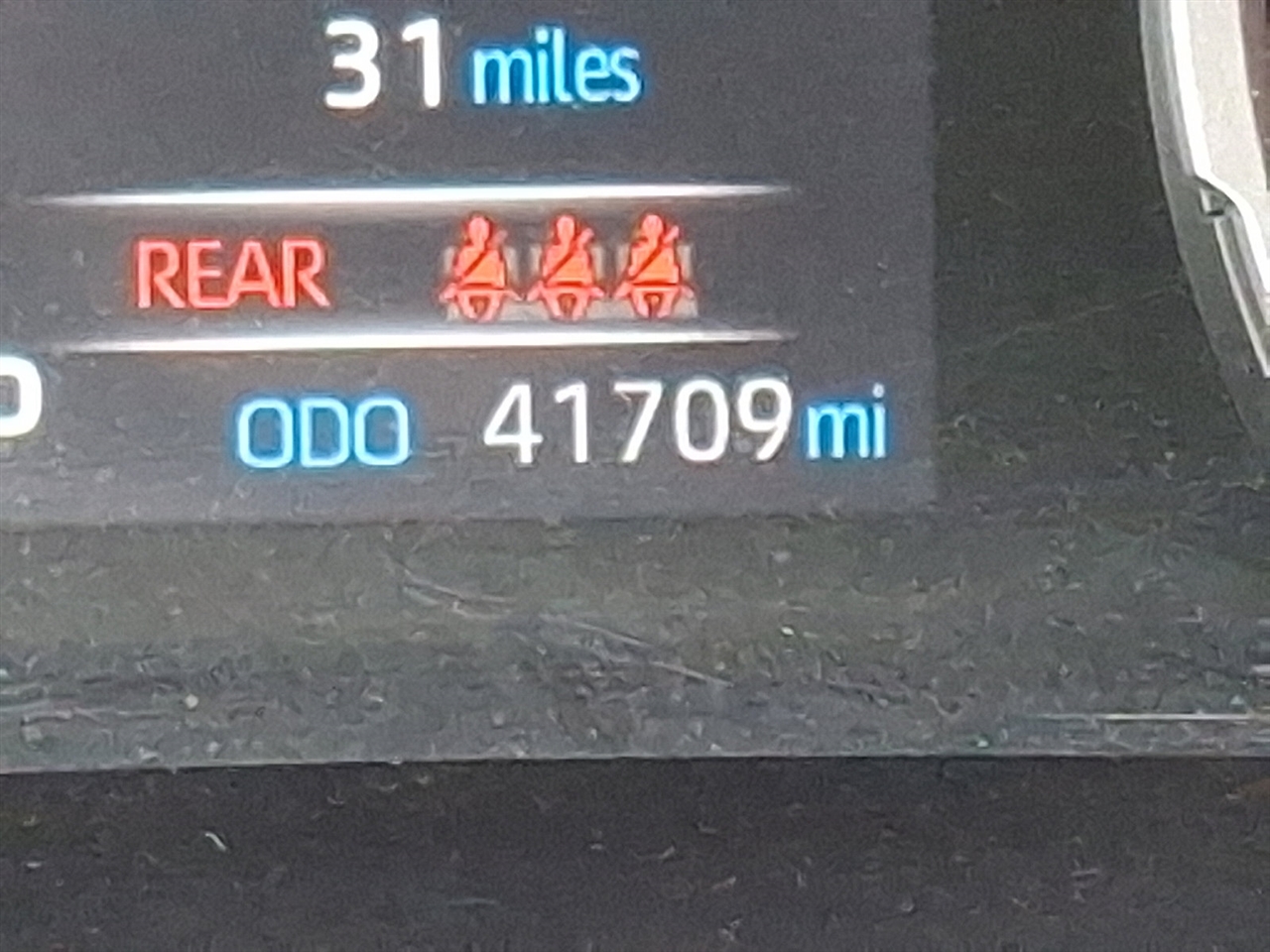 Toyota RAV4 LE AWD 2021