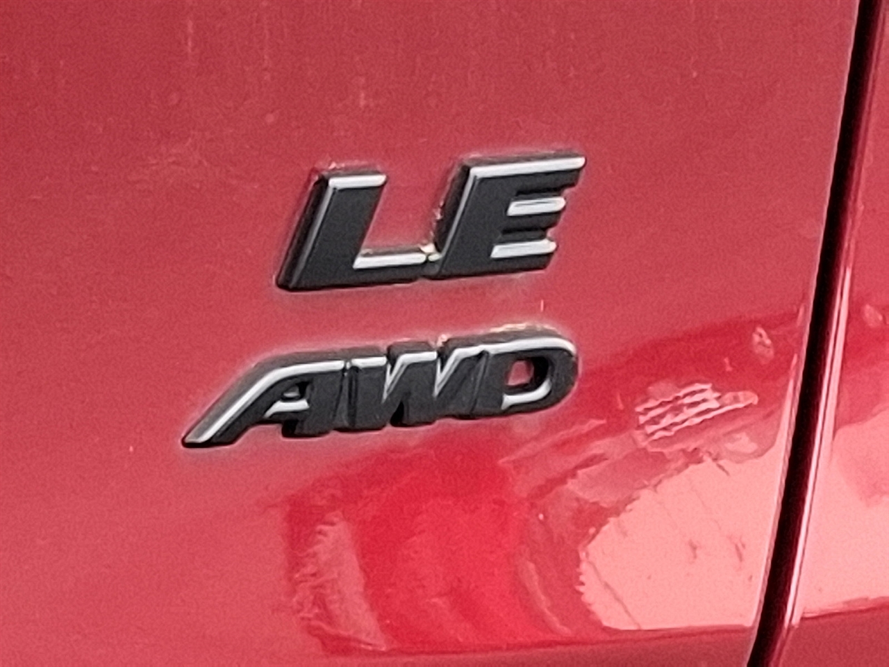 Toyota RAV4 LE AWD 2021