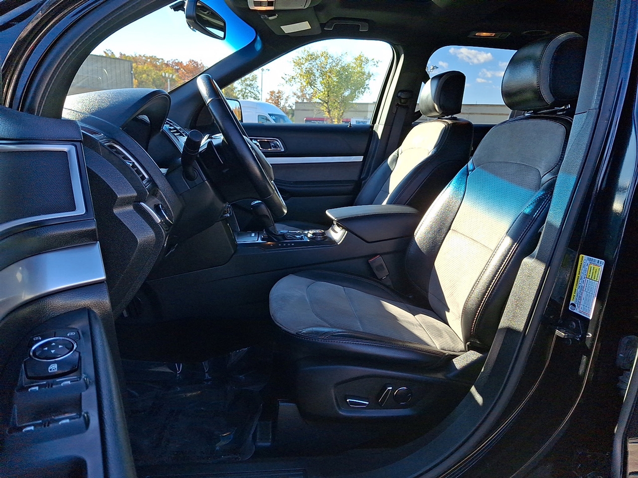 Ford Explorer XLT 4WD 2017