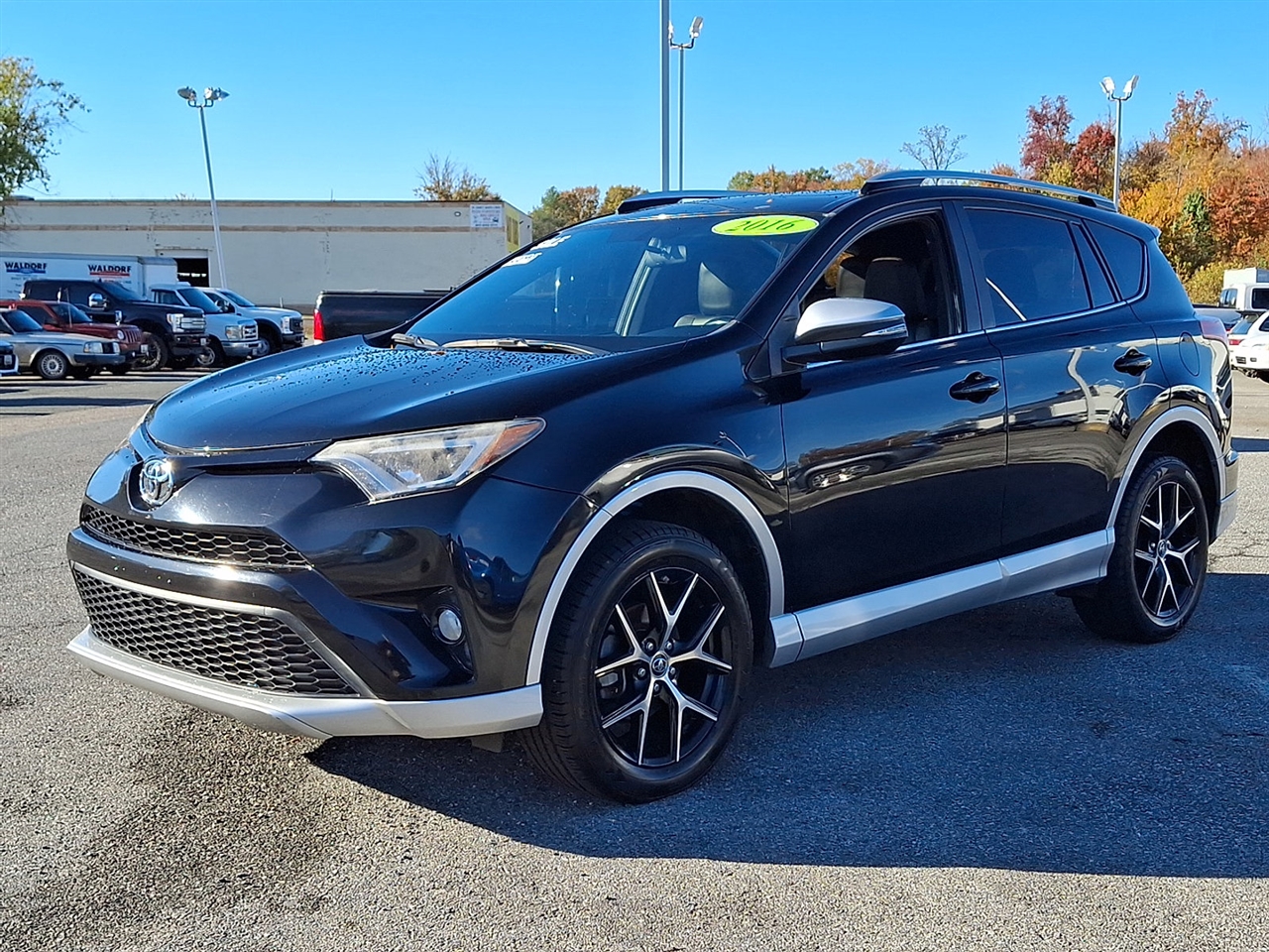 Toyota RAV4 SE 4WD 2016