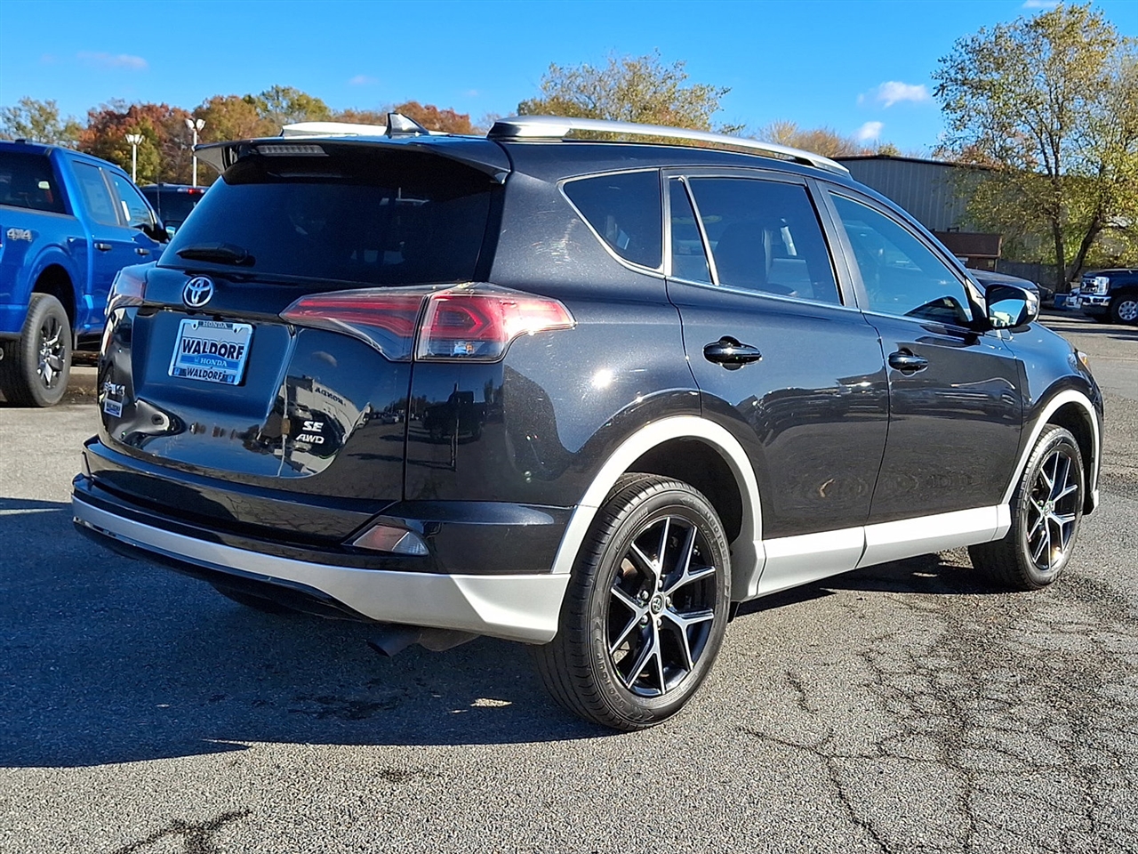 Toyota RAV4 SE 4WD 2016