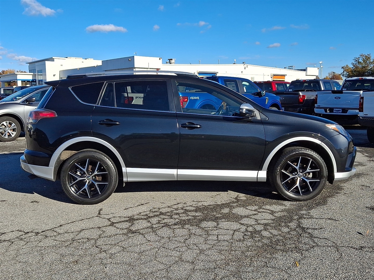 Toyota RAV4 SE 4WD 2016