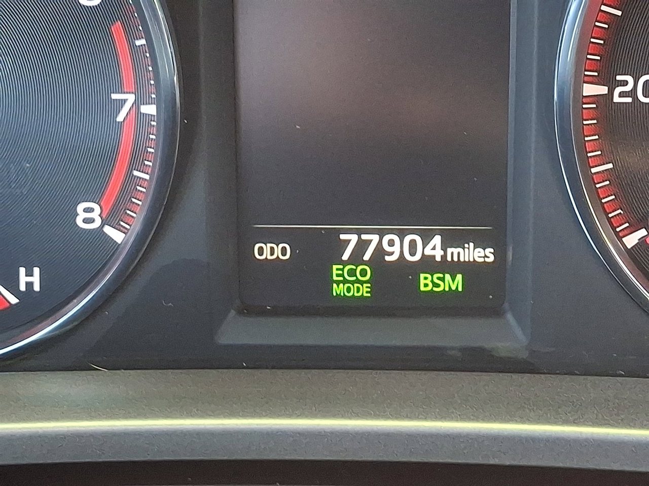 Toyota RAV4 SE 4WD 2016