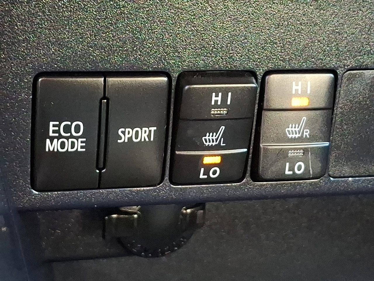 Toyota RAV4 SE 4WD 2016