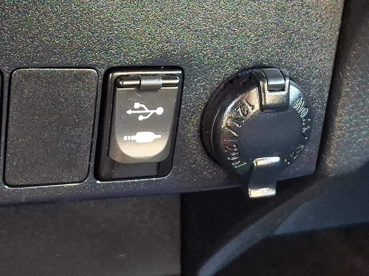 Toyota RAV4 SE 4WD 2016