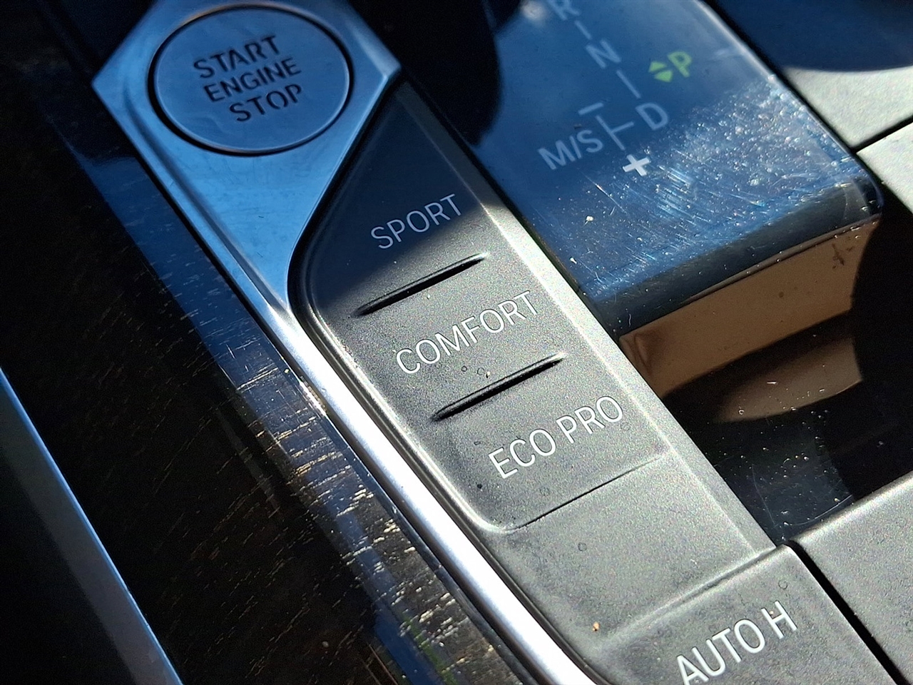 BMW 3-Series 330i xDrive 2021