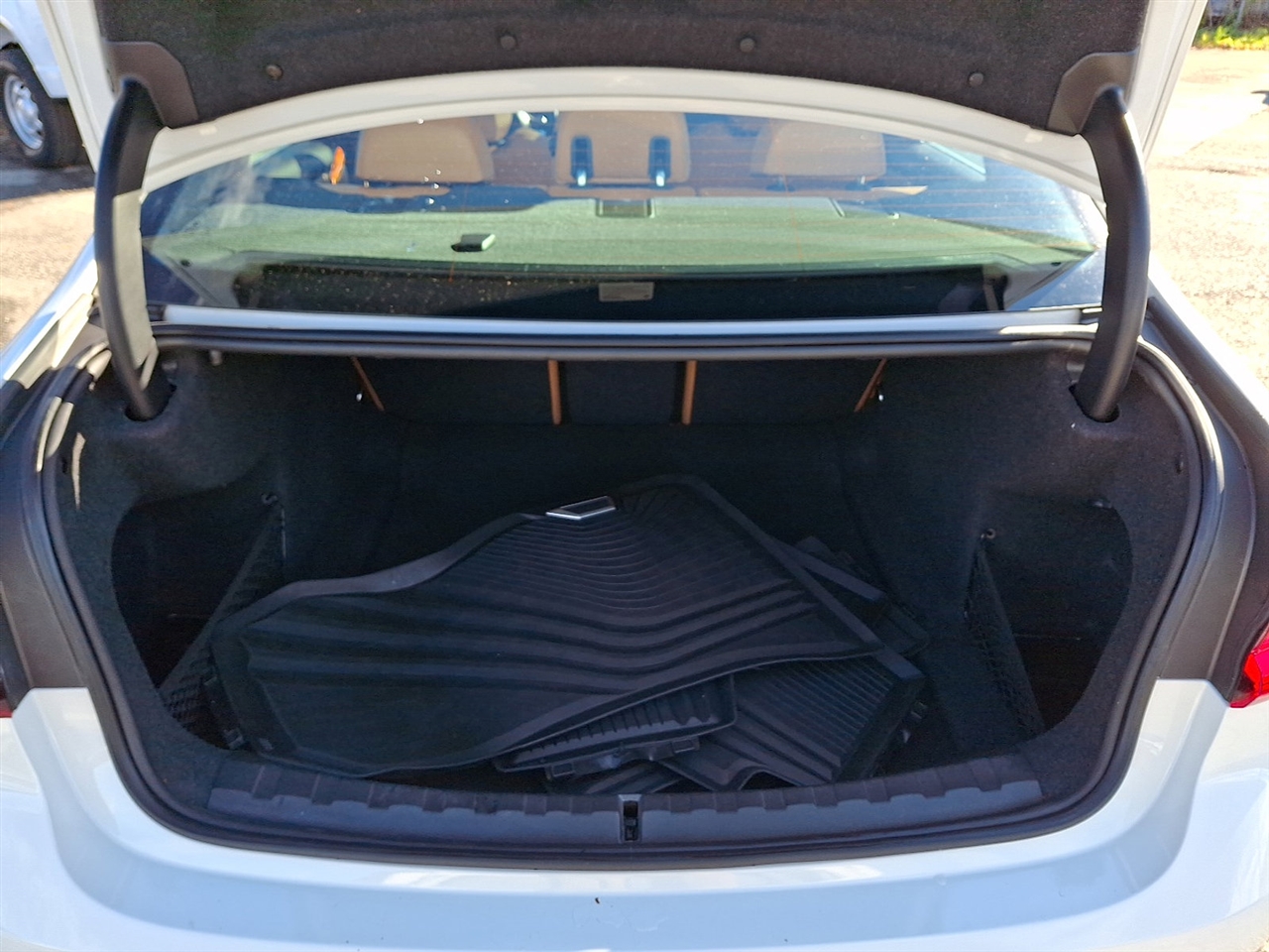 BMW 3-Series 330i xDrive 2021