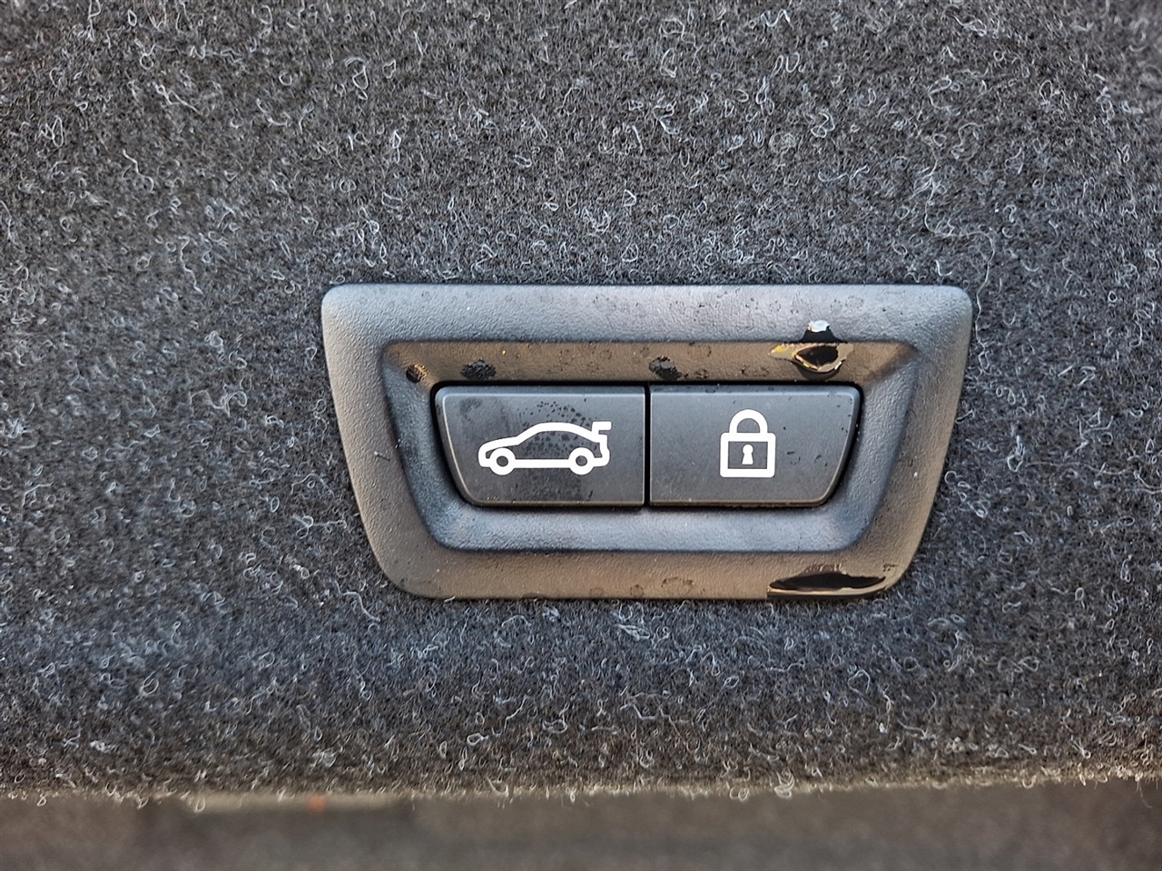 BMW 3-Series 330i xDrive 2021