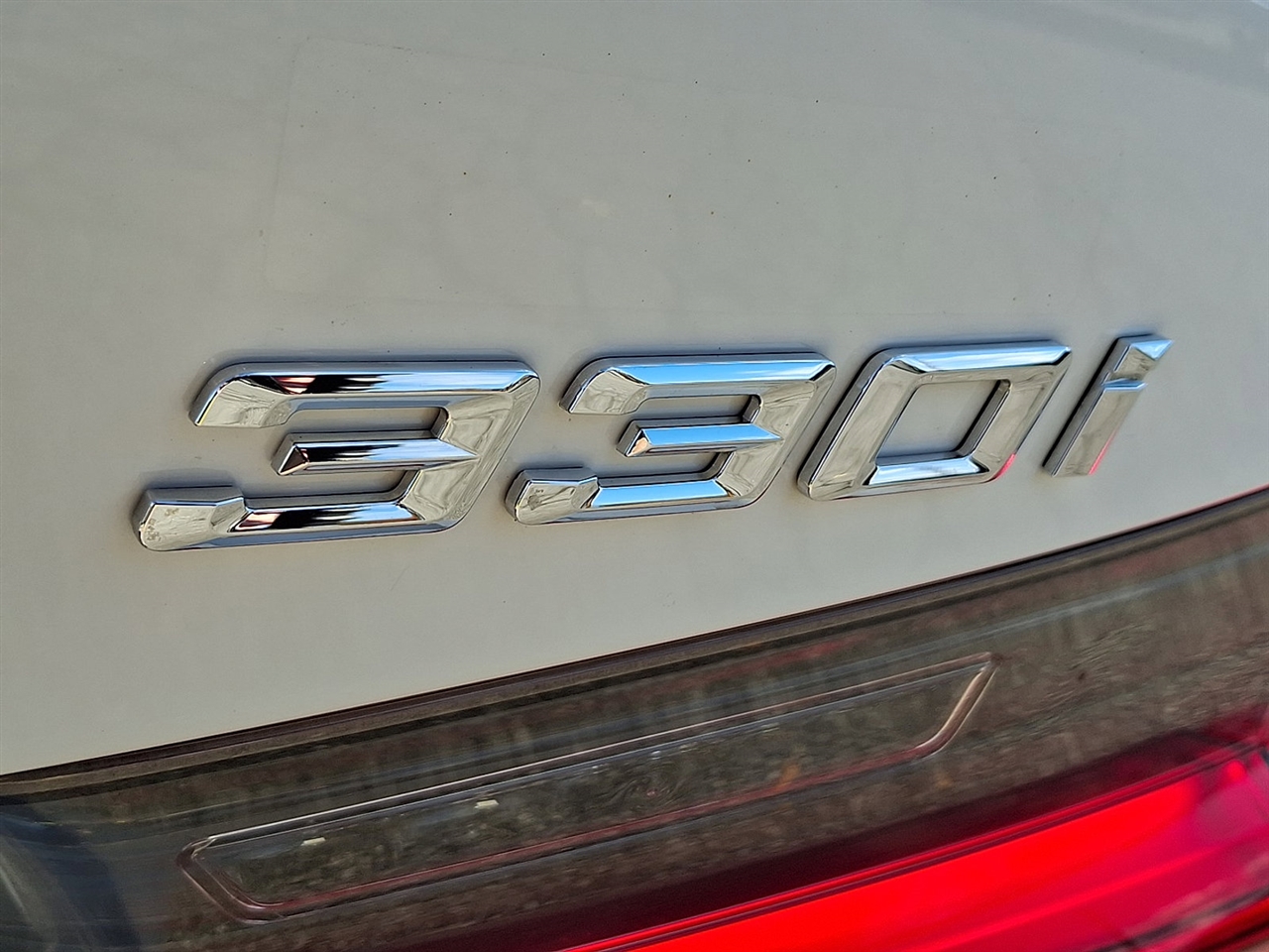 BMW 3-Series 330i xDrive 2021