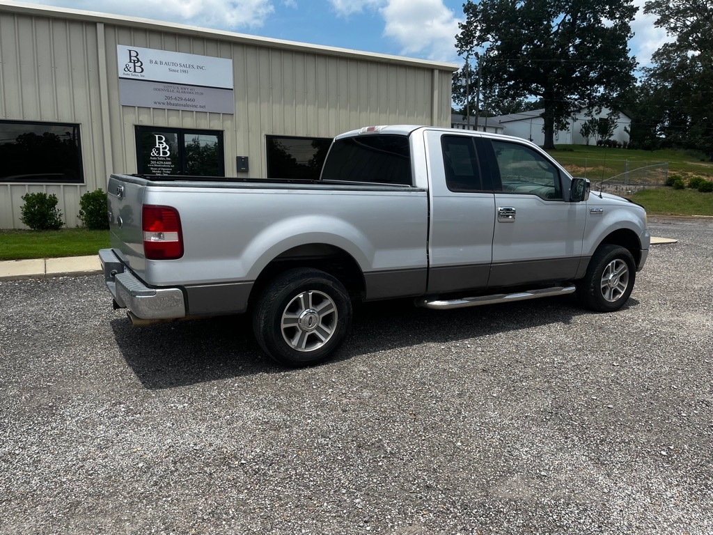 2004 Ford F-150 Lariat SuperCab 5.5-ft Box 2WD