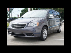 2016 Chrysler Town & Country 