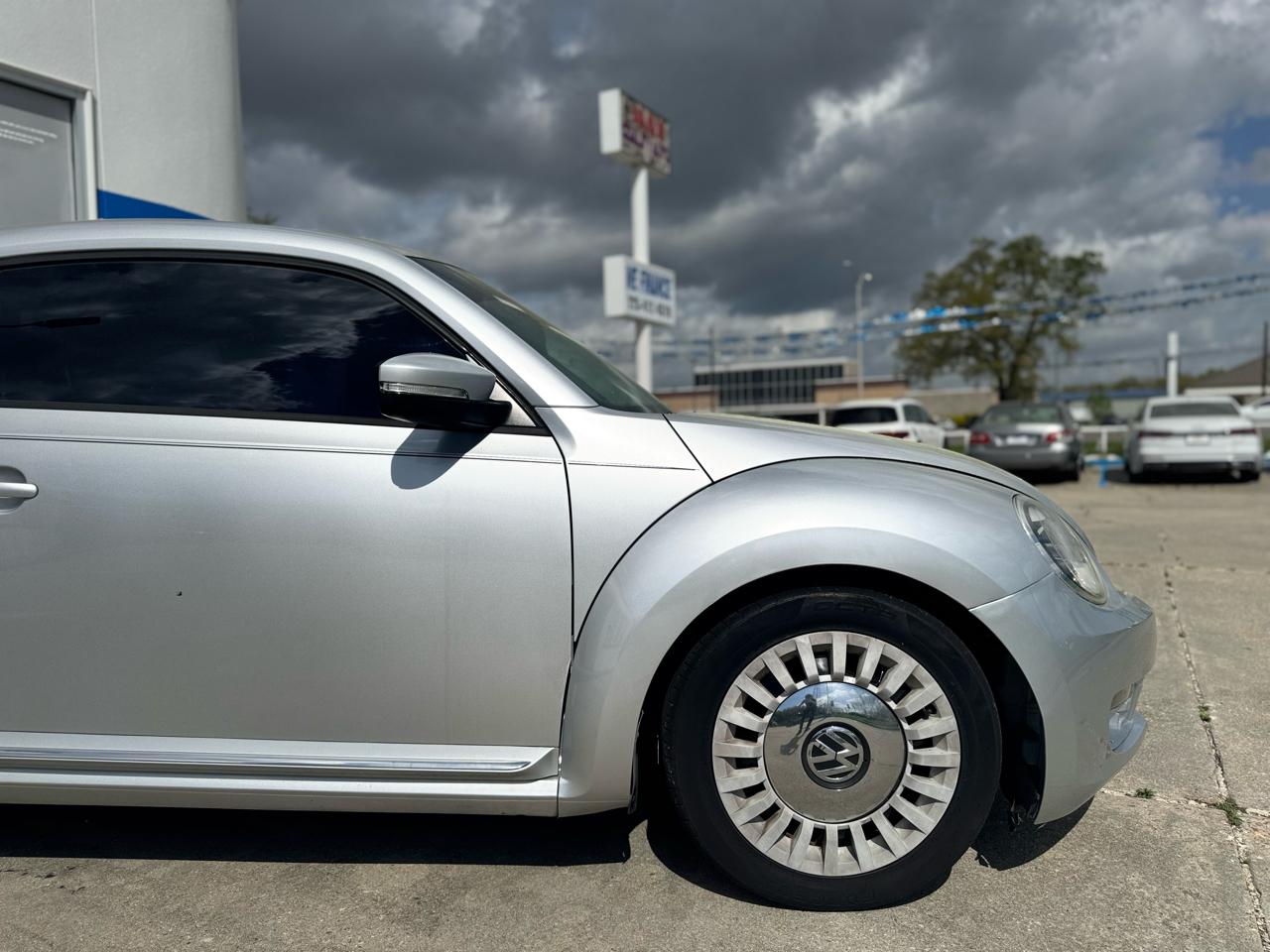 Volkswagen Beetle 1.8T PZEV 6A 2016