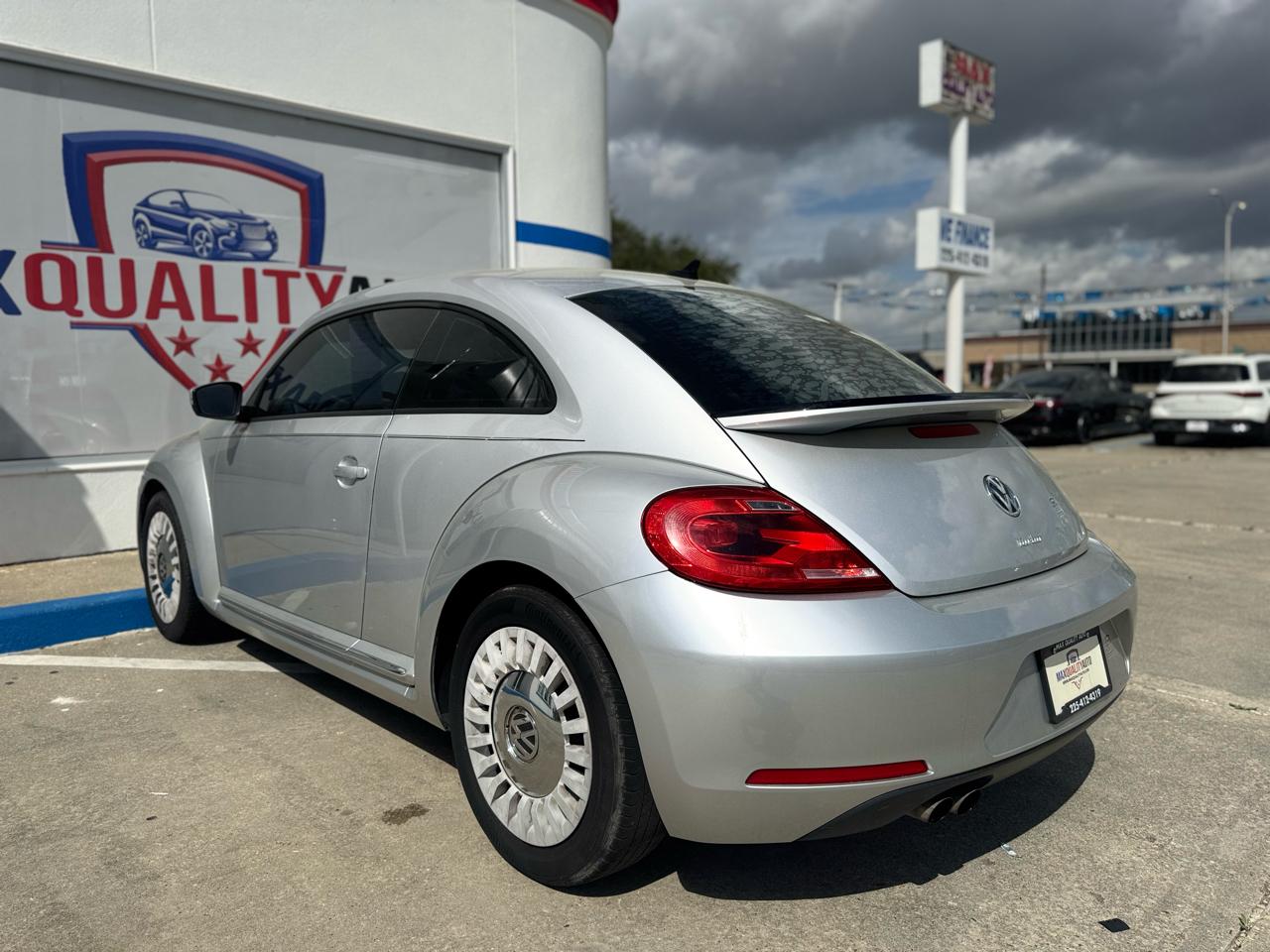 Volkswagen Beetle 1.8T PZEV 6A 2016