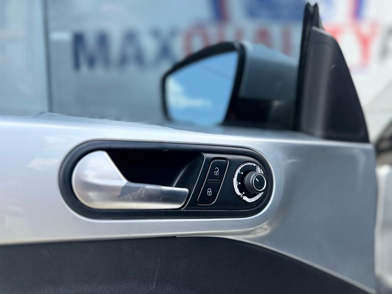 Volkswagen Beetle 1.8T PZEV 6A 2016