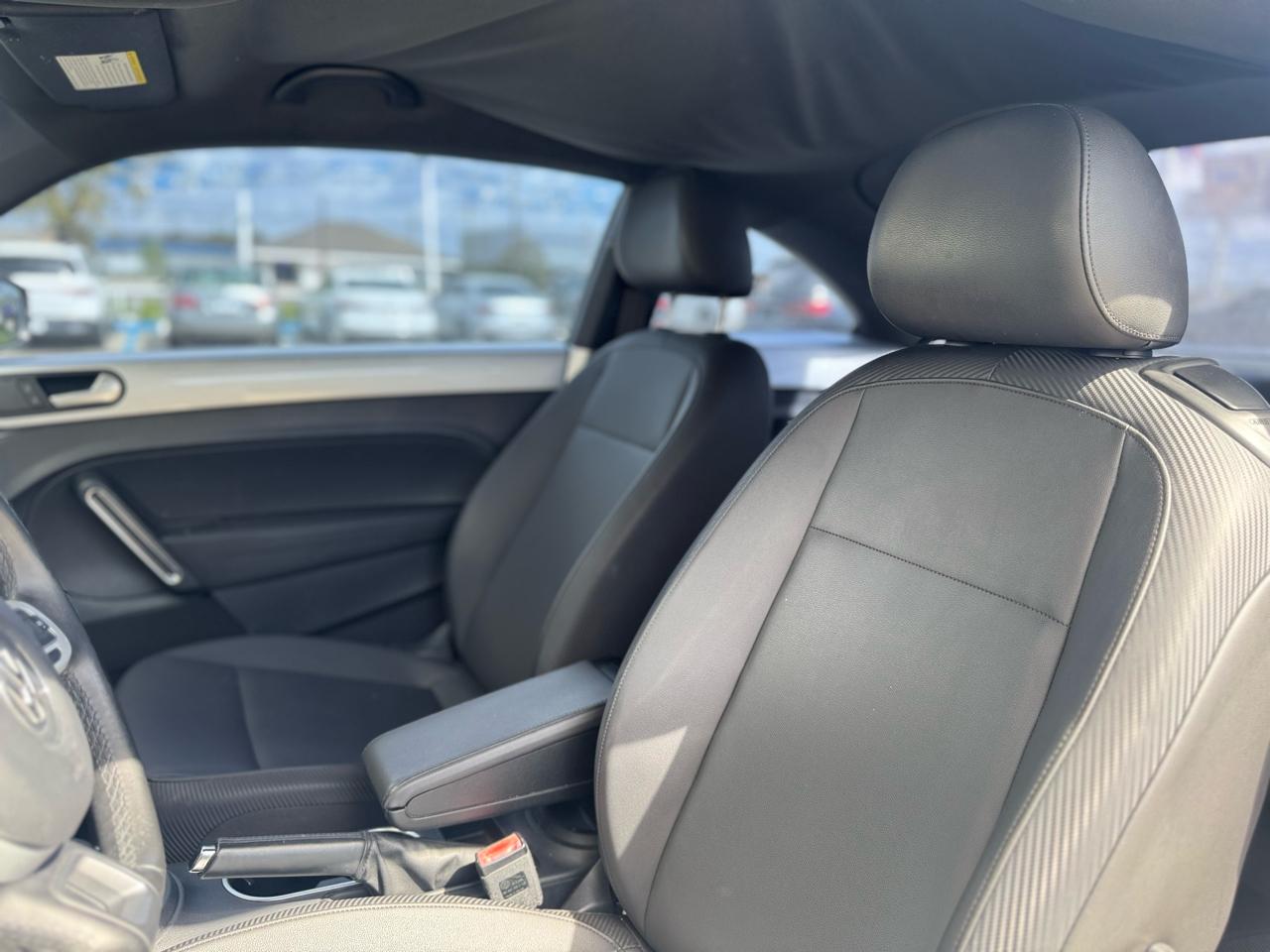 Volkswagen Beetle 1.8T PZEV 6A 2016