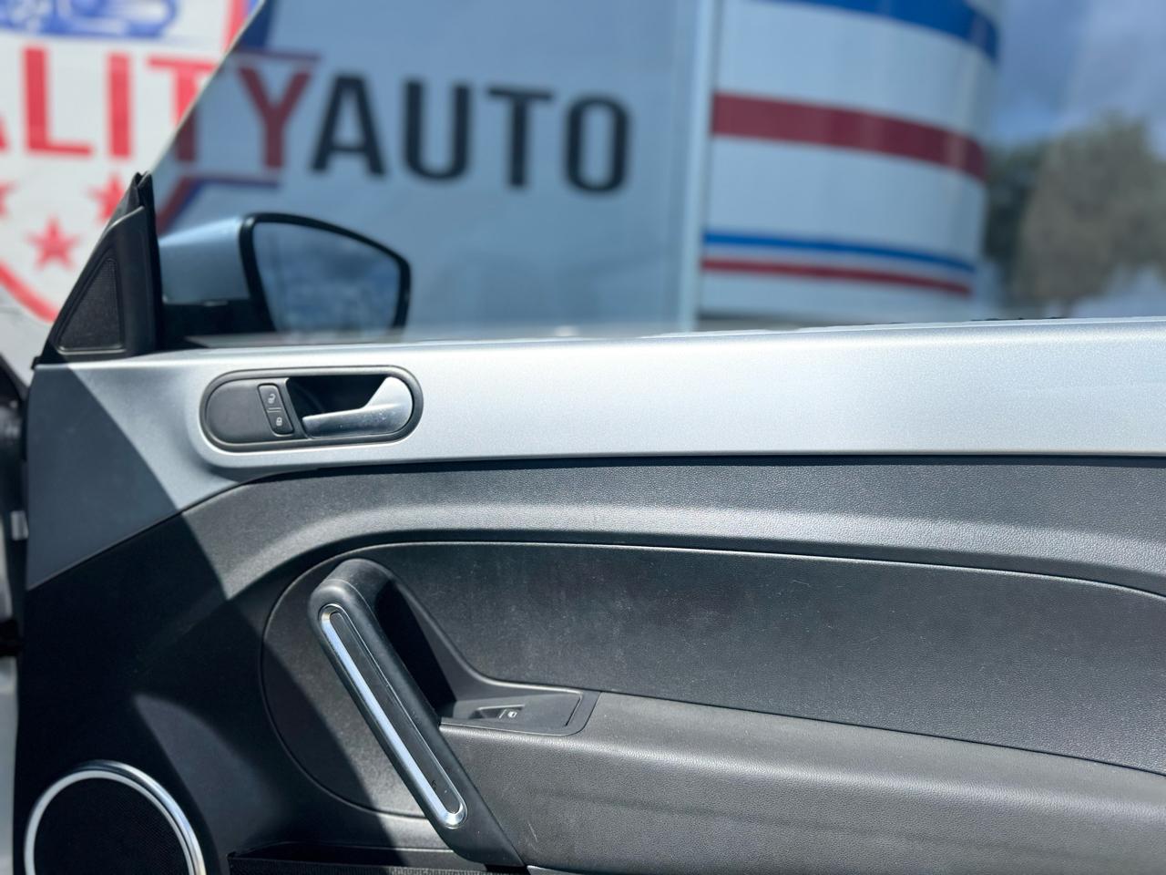 Volkswagen Beetle 1.8T PZEV 6A 2016