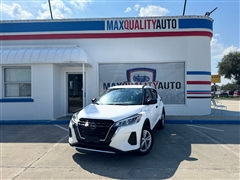 2025 Nissan Kicks Play 