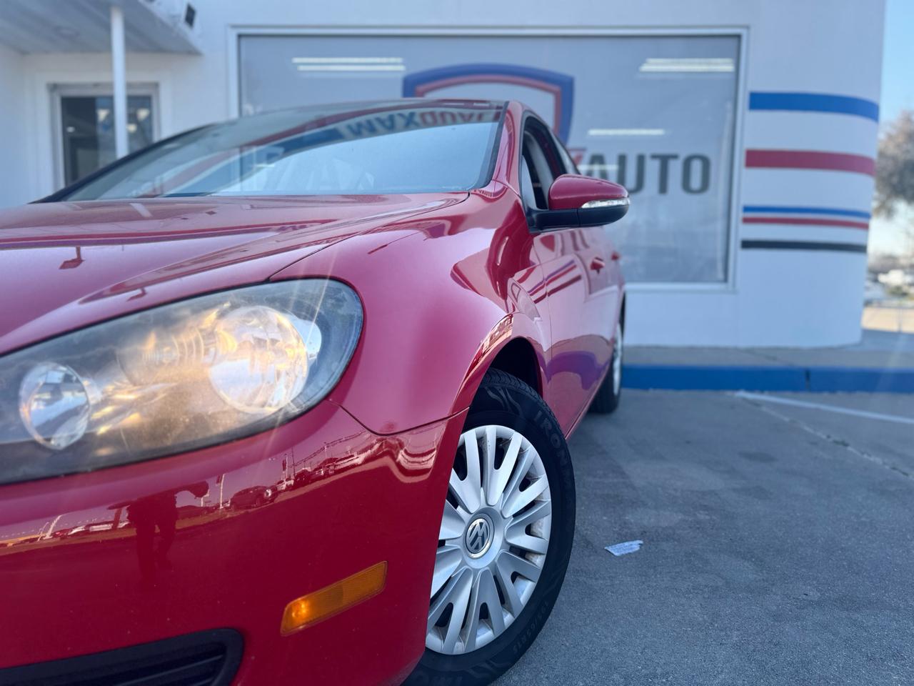 Volkswagen Golf 2.5L Conv & Sunroof 4 Door PZEV 2013