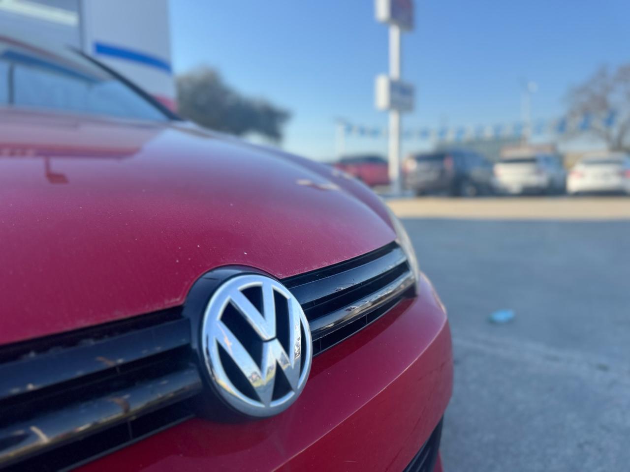 Volkswagen Golf 2.5L Conv & Sunroof 4 Door PZEV 2013