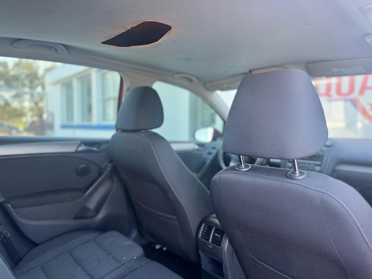 Volkswagen Golf 2.5L Conv & Sunroof 4 Door PZEV 2013